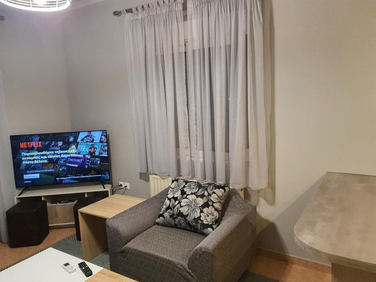 Theos Apartment Alexandroupoli Exterior photo