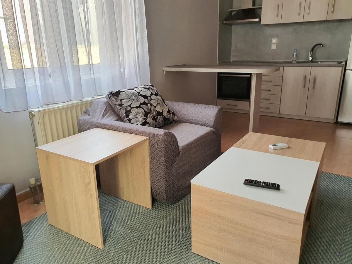 Theos Apartment Alexandroupoli Exterior photo